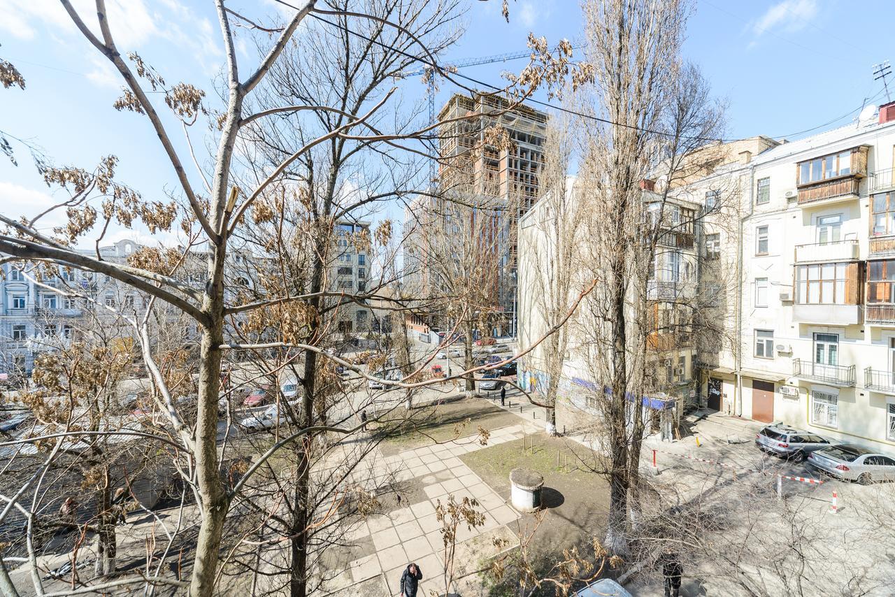 911Flat Apartment Kiev Exterior photo