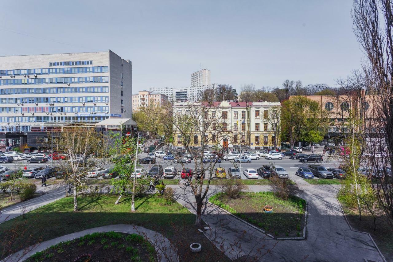 911Flat Apartment Kiev Exterior photo